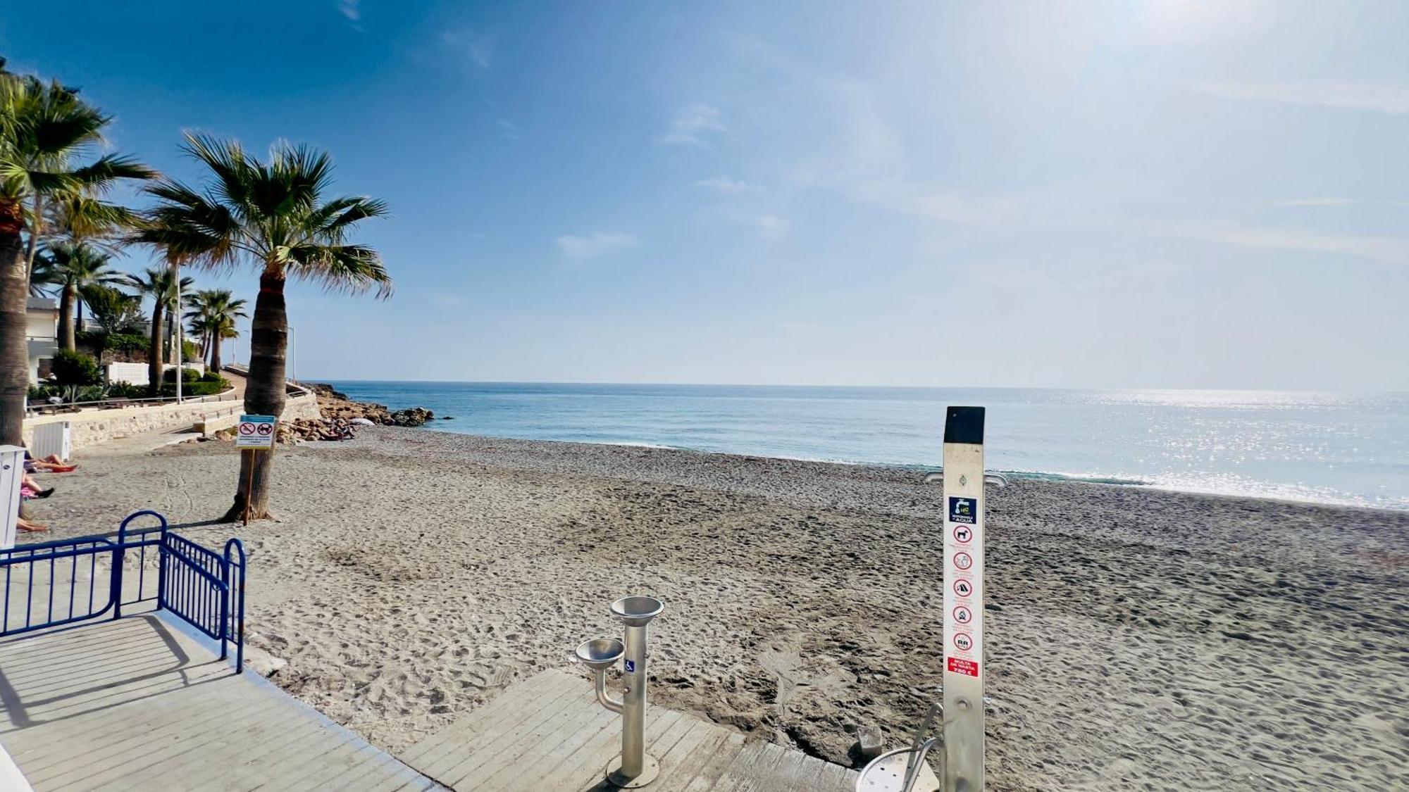 Torresol Sea View Apartment Нерха Екстериор снимка