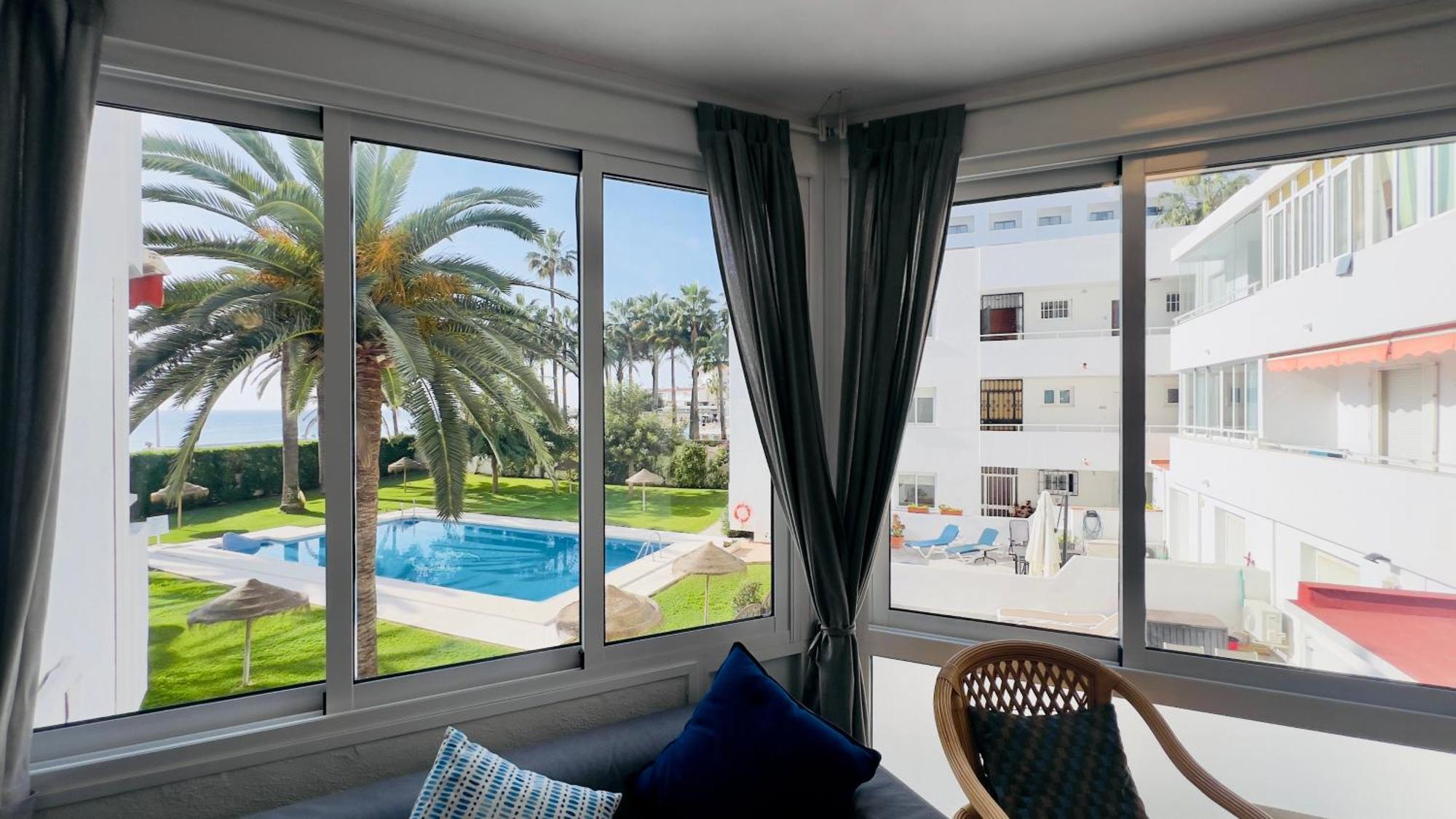 Torresol Sea View Apartment Нерха Екстериор снимка